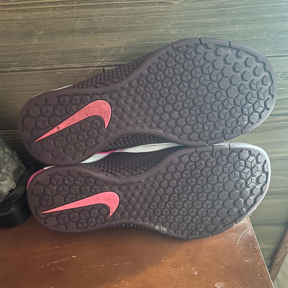 Nike Metcon size 11 sneakers - Picture 2 of 3
